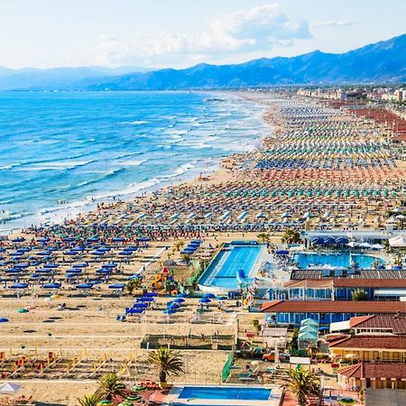 Pfa Hotel Viareggio Exterior foto